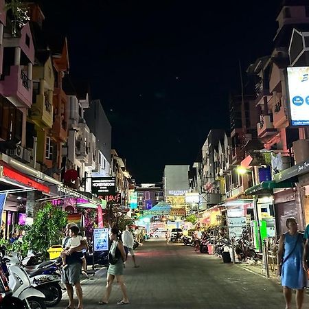 Relax Guest House Patong Экстерьер фото