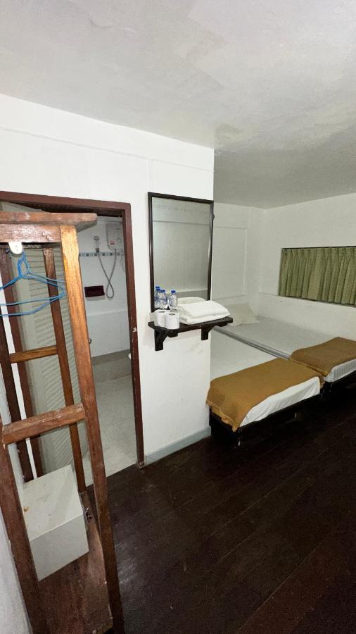 Relax Guest House Patong Экстерьер фото
